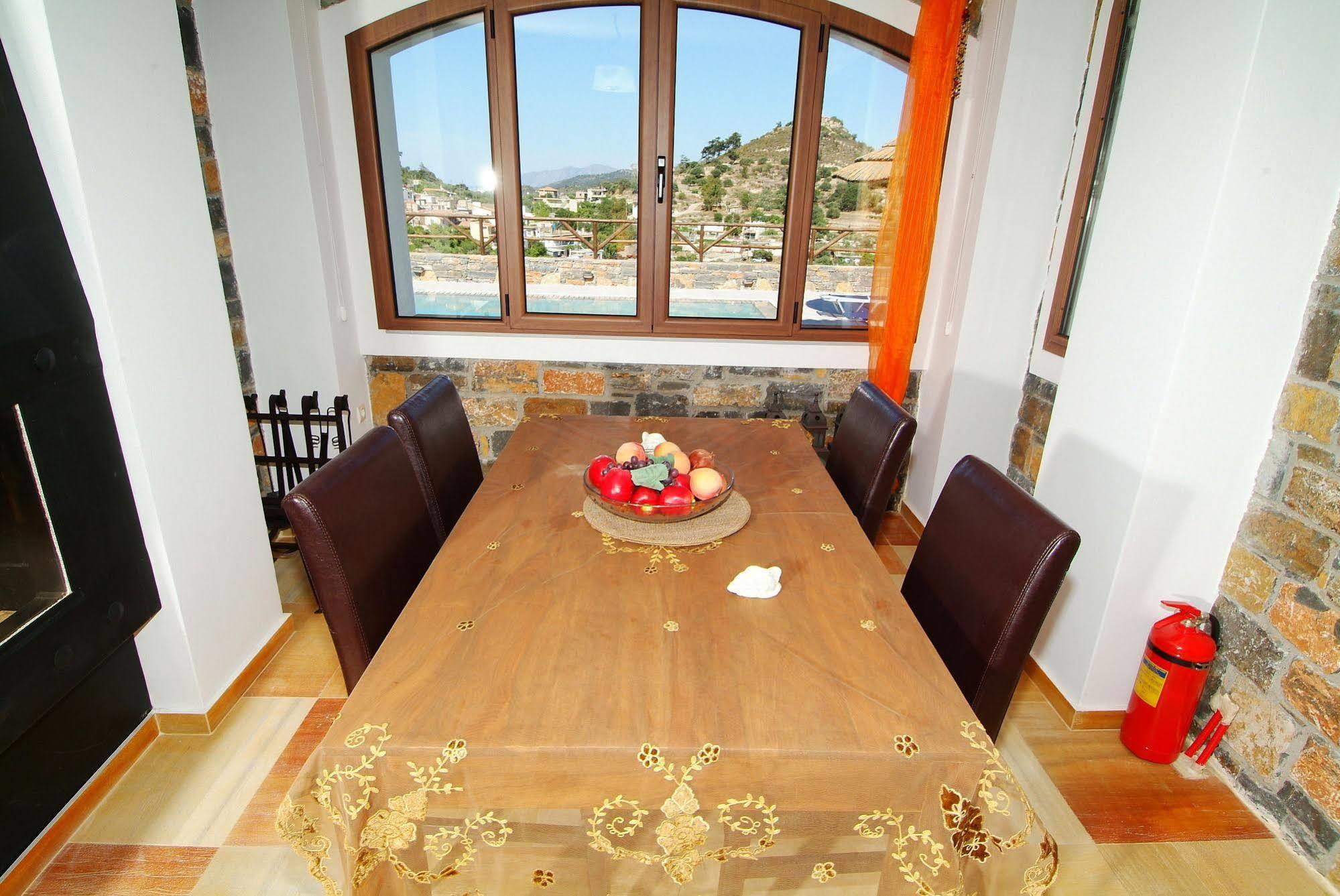 Giannikakis Villas Istron エクステリア 写真
